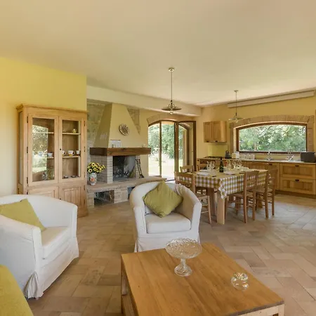 Cozy In Διαμέρισμα Avigliano Umbro